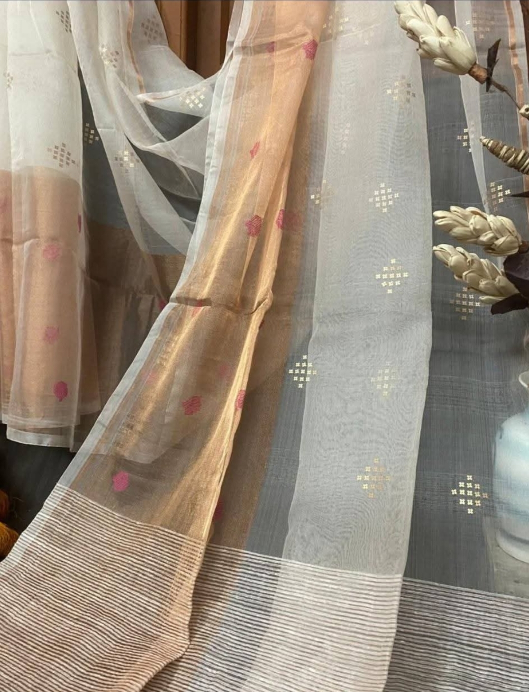 White pure handloom moslin sarees with sequence work - Image 3